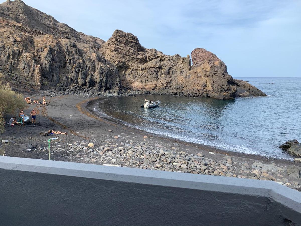 Playa Chica Beach 1 圣克鲁斯-德特内里费 外观 照片